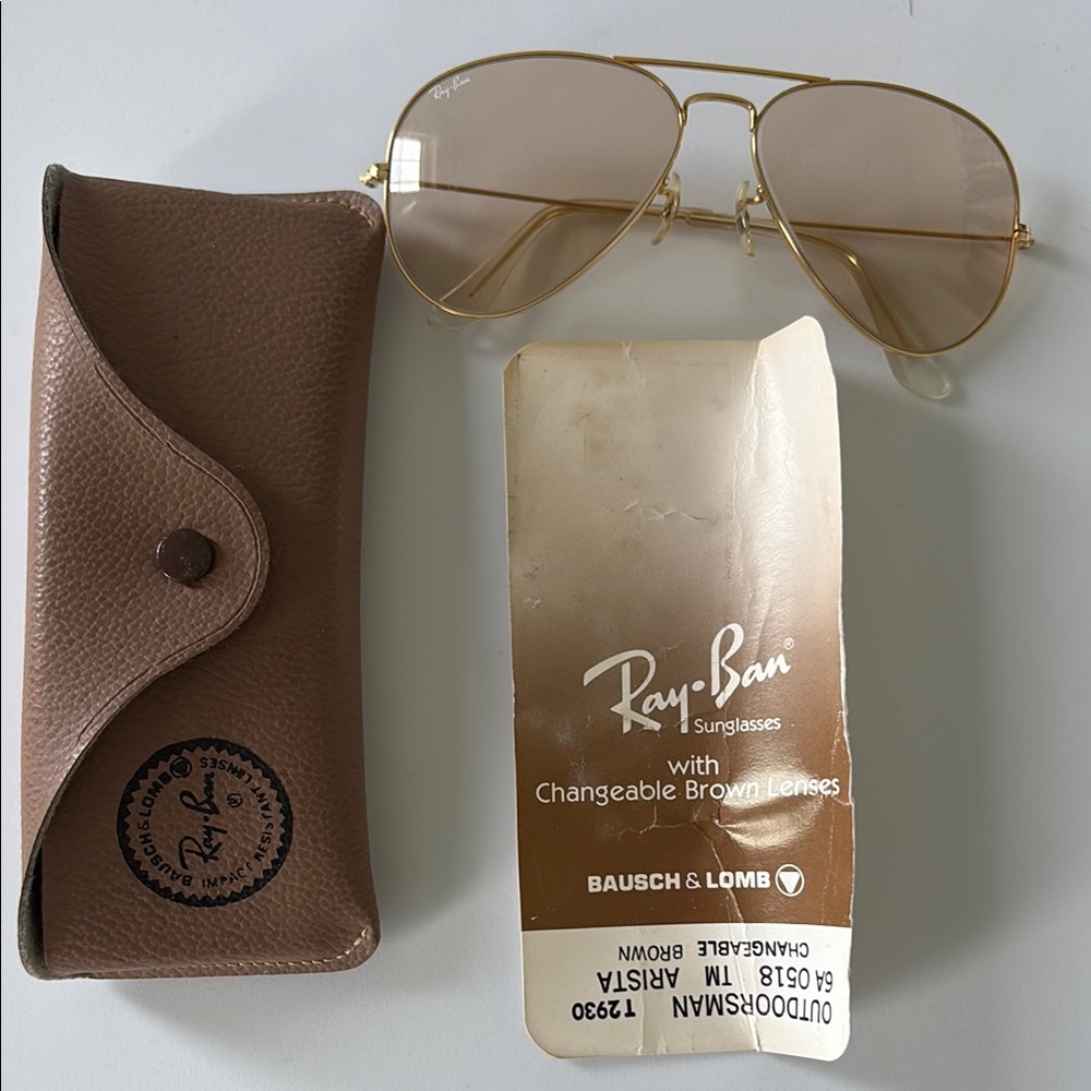 Ray-Ban Gold Aviator Sunglasses with Brown Lenses